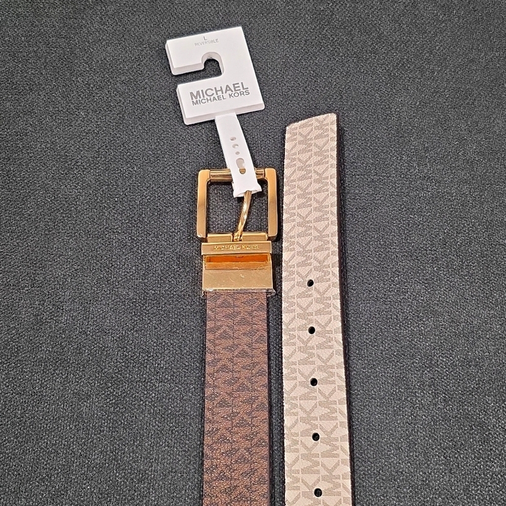 MICHAEL Michael Kors Reversible Belt with Gold Buckle. NWT! Size L